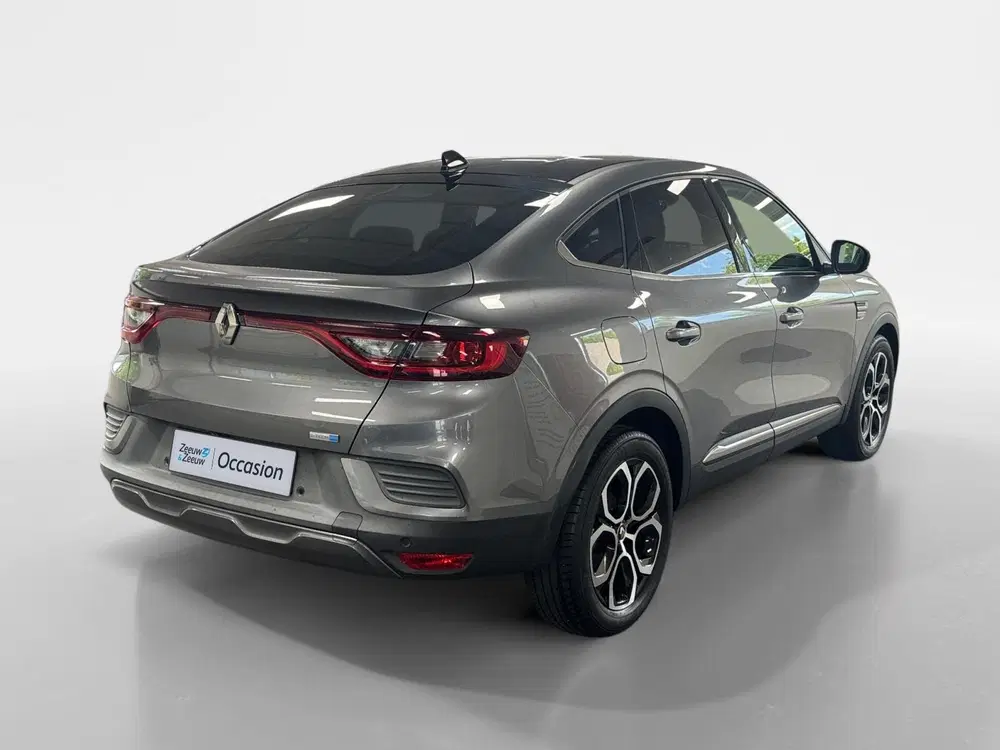 Renault Arkana 1.6 E-Tech Hybrid 145 Intens uit 2021, foto 3