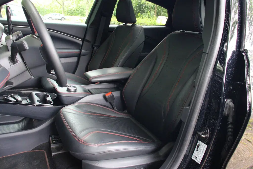 Ford Mustang Mach-E Extended AWD 98 kWh uit 2022, foto 15