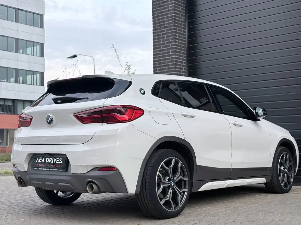BMW X2 xDrive20i High Executive M-Pakket uit 2020, foto 6