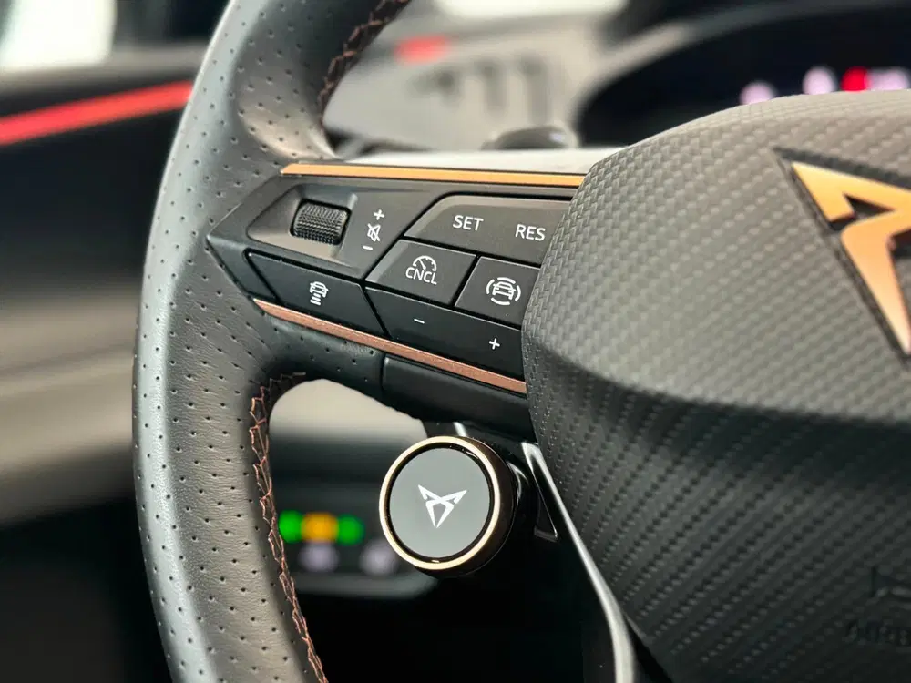 Cupra Terramar 1.5 TSI e-Hybrid HuD uit 2025, foto 13