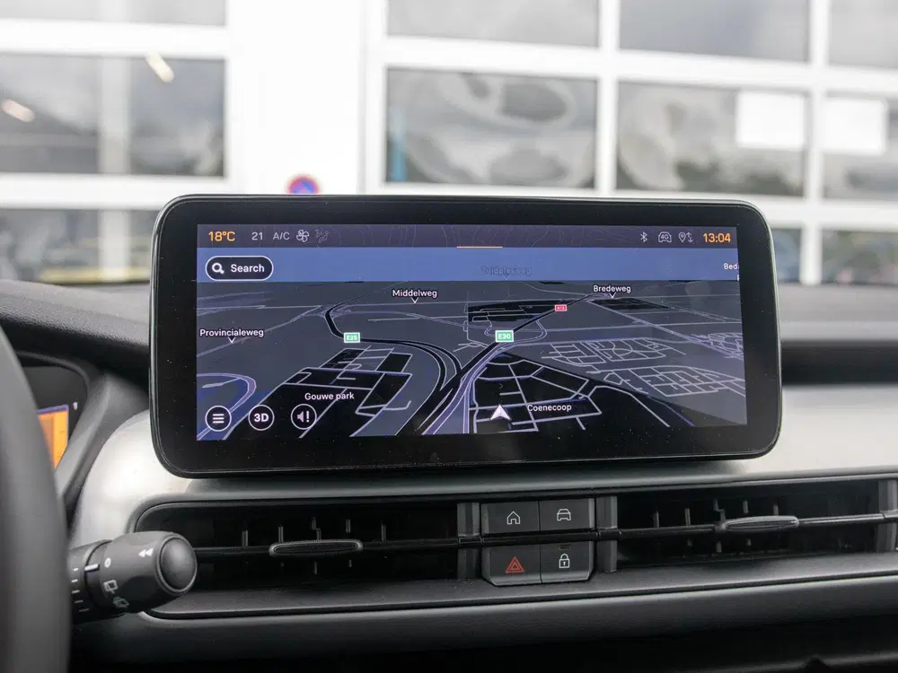 Jeep Avenger 1.2 e-Hybrid Summit uit 2025, foto 15