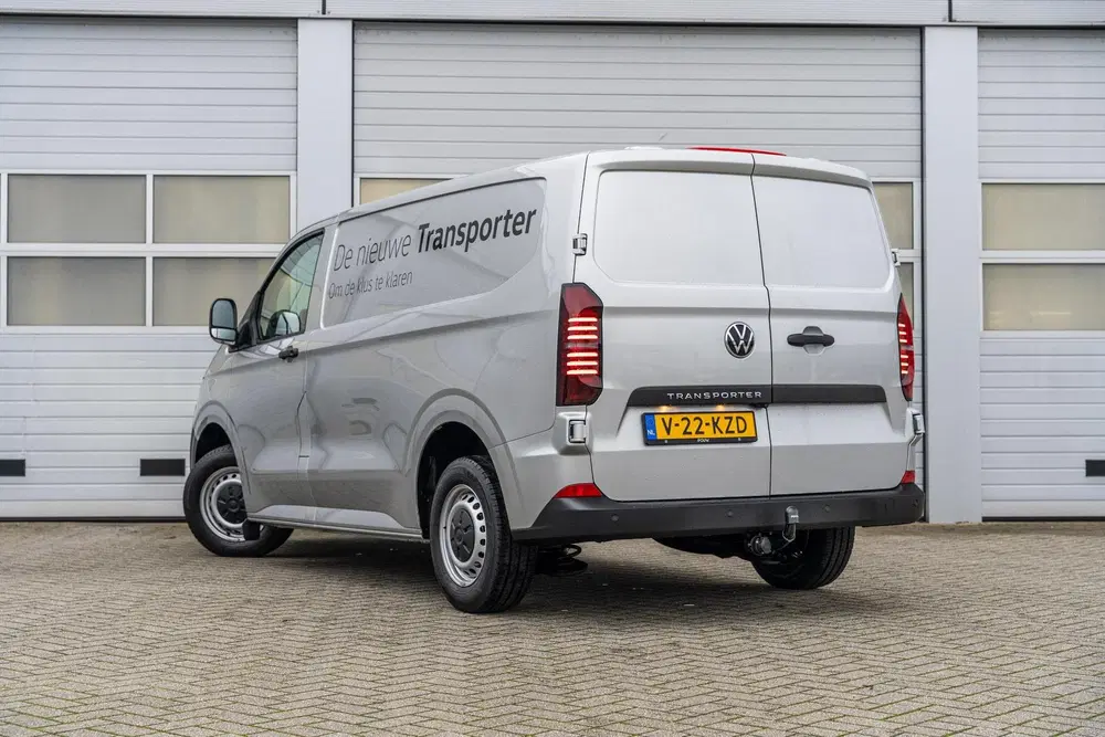 Volkswagen Transporter 2.0 TDI 110pk L1H1 28 Life uit 2024, foto 12