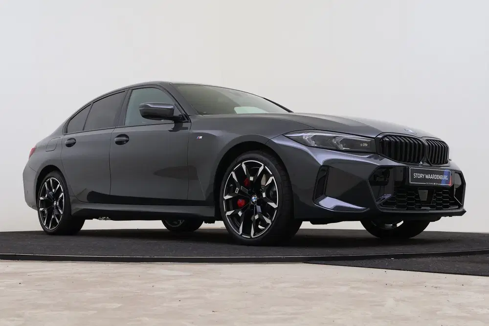 BMW 3-serie 330e M Sport Automaat uit 2026, foto 10