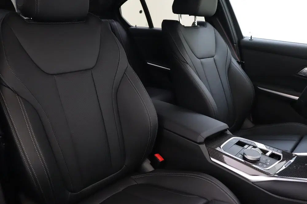 BMW 3-serie 330e M Sport Automaat uit 2026, foto 12