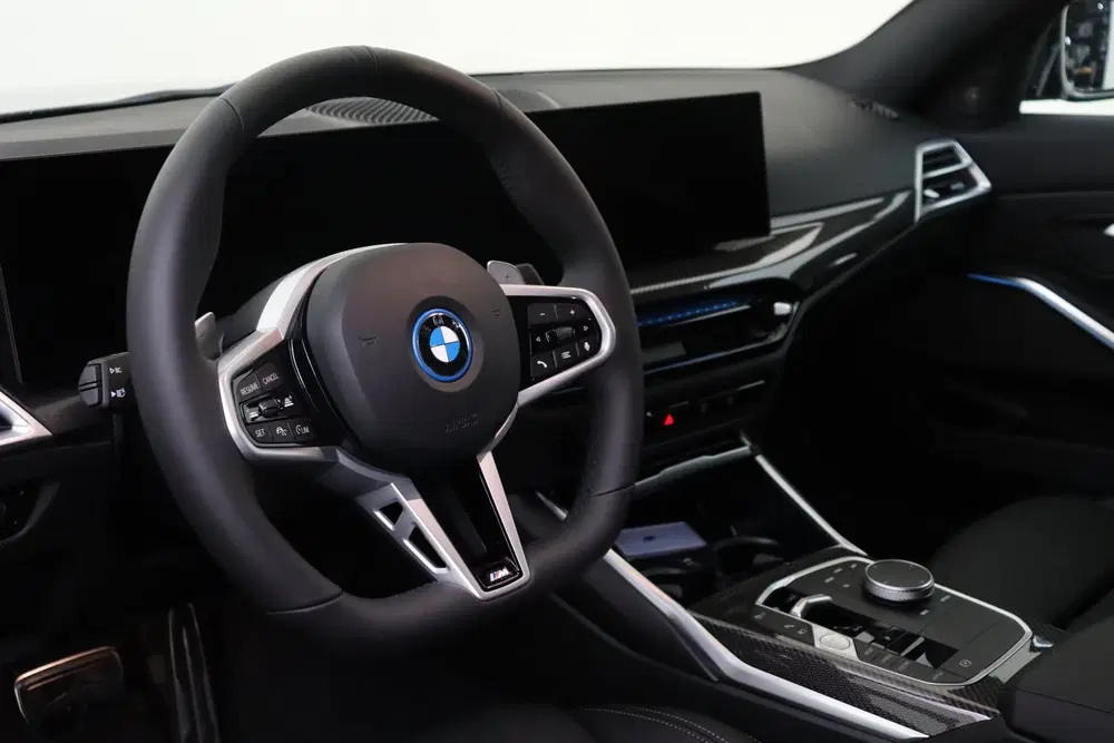 BMW 3-serie 330e M Sport Automaat uit 2026, foto 3