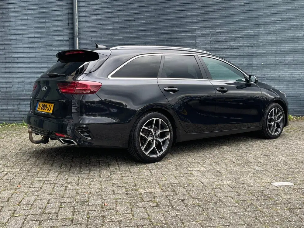 Kia Ceed 1.5 T-GDi 160pk GT-Line uit 2021, foto 2