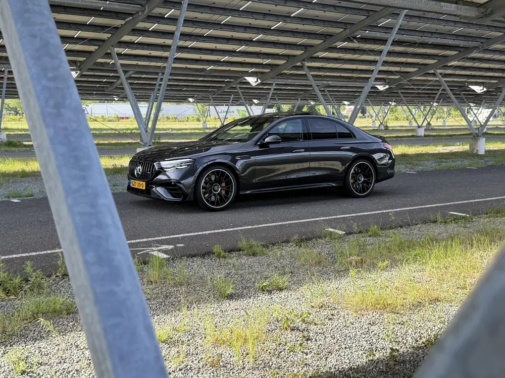 Mercedes-Benz E-Klasse AMG 53 4MATIC+ uit 2025, foto 10