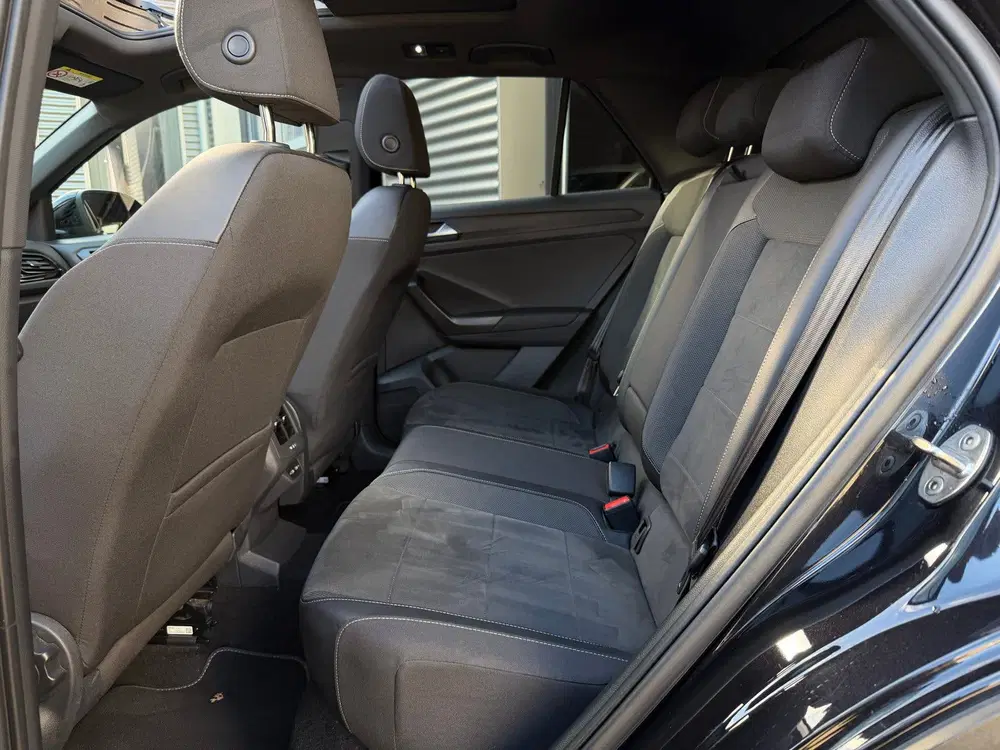 Volkswagen T-Roc Pano uit 2022, foto 14