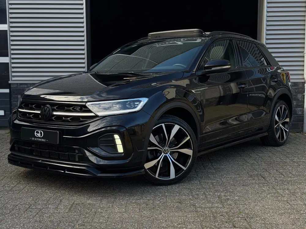 Volkswagen T-Roc Pano uit 2022, foto 2