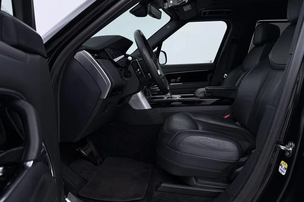 Land Rover Range Rover D350 HSE uit 2024, foto 3