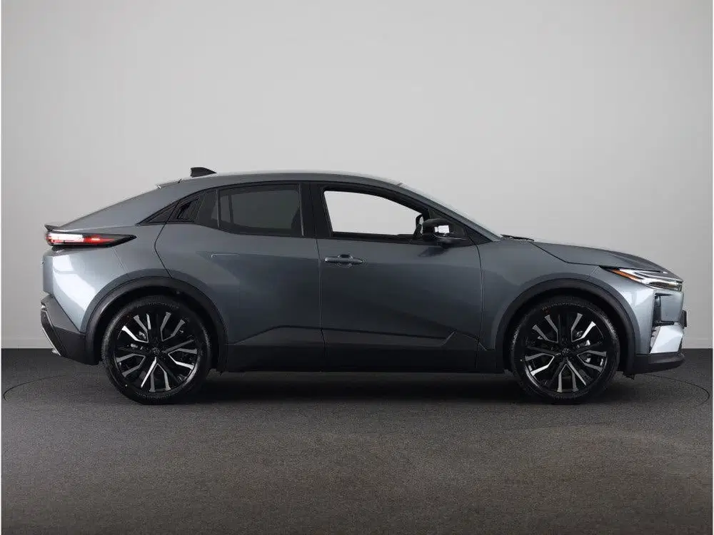 Toyota C-HR First Edition 77 kWh *NIEUW* (bj 2026) uit 2026, foto 3