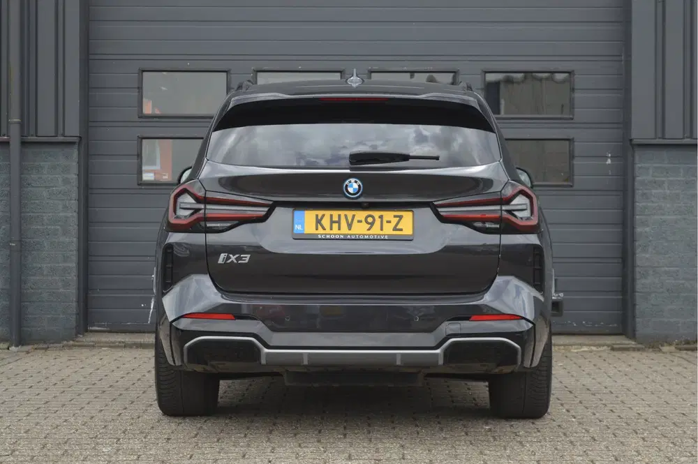 BMW iX3 Executive 80 kWh uit 2023, foto 7