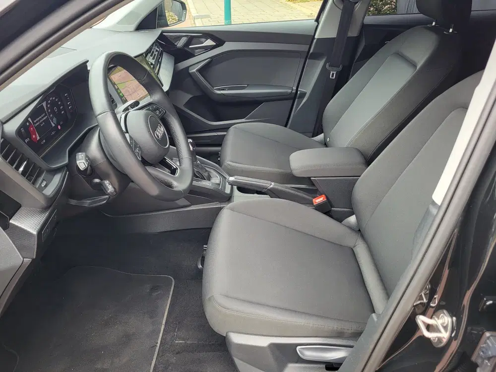 Audi A1 30 TFSI S edition garantie mogelijk tm 203 uit 2024, foto 12