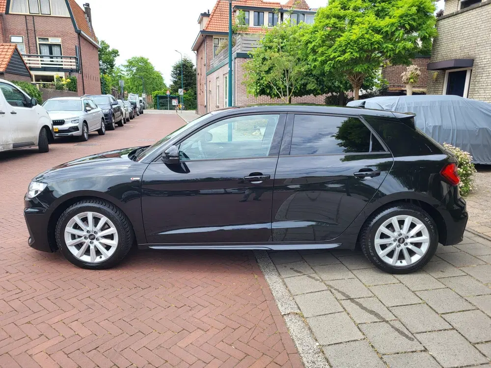 Audi A1 30 TFSI S edition garantie mogelijk tm 203 uit 2024, foto 2