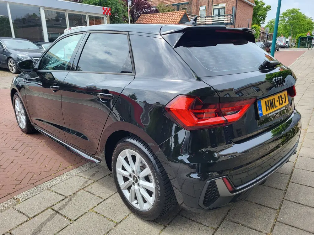 Audi A1 30 TFSI S edition garantie mogelijk tm 203 uit 2024, foto 3