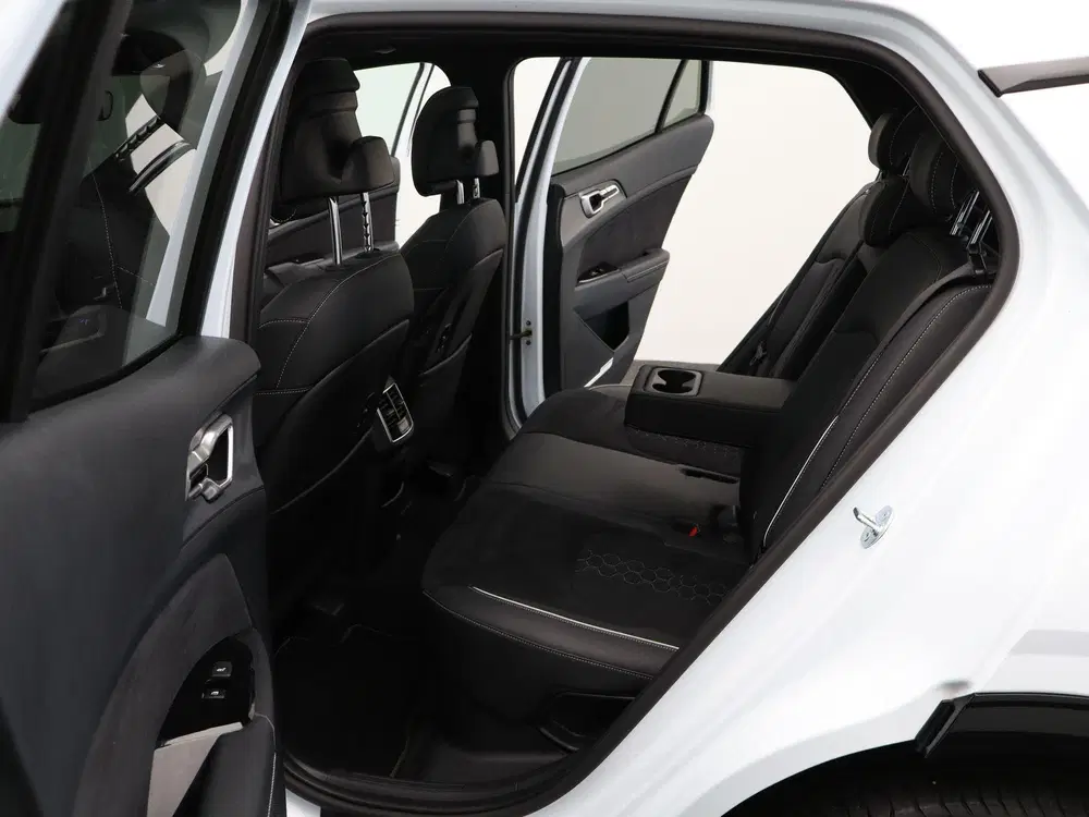 Kia Sportage 1.6 T-GDi Hybrid GT-Line uit 2024, foto 12