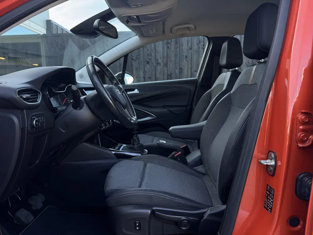 Opel Crossland 1.2 Turbo Elegance Camera uit 2021, foto 3