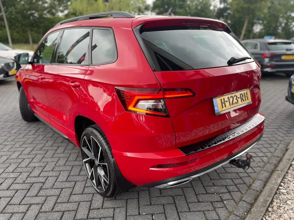 Skoda Karoq 1.5 TSI ACT Sportline Business uit 2020, foto 7