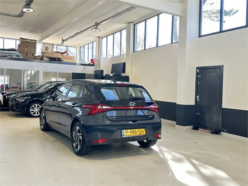 Hyundai i20 1.2 MPI Comfort uit 2022, foto 6