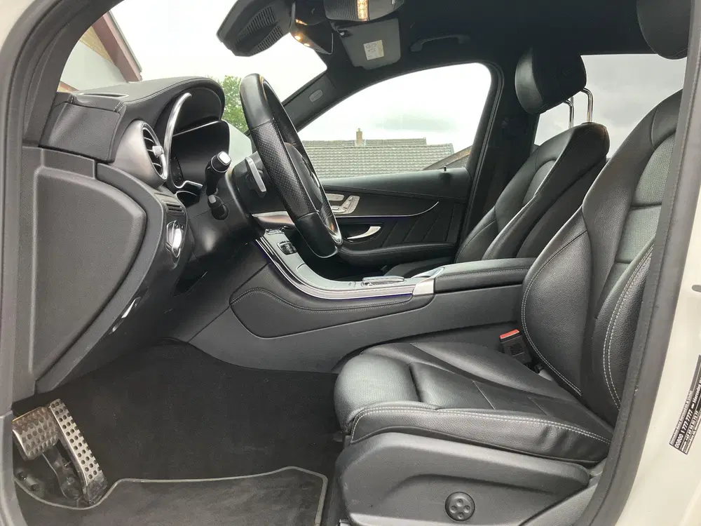 Mercedes-Benz GLC 300e 4MATIC AMG uit 2020, foto 5