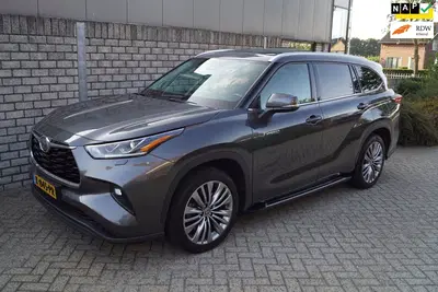 Toyota Highlander 2.5 AWD Hybrid Executive Autom Panodak 7Pe uit 2021