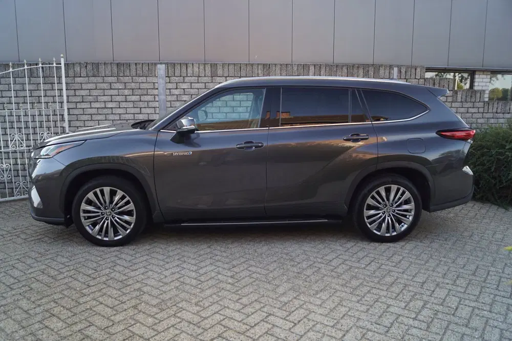 Toyota Highlander 2.5 AWD Hybrid Executive Autom Panodak 7Pe uit 2021, foto 2