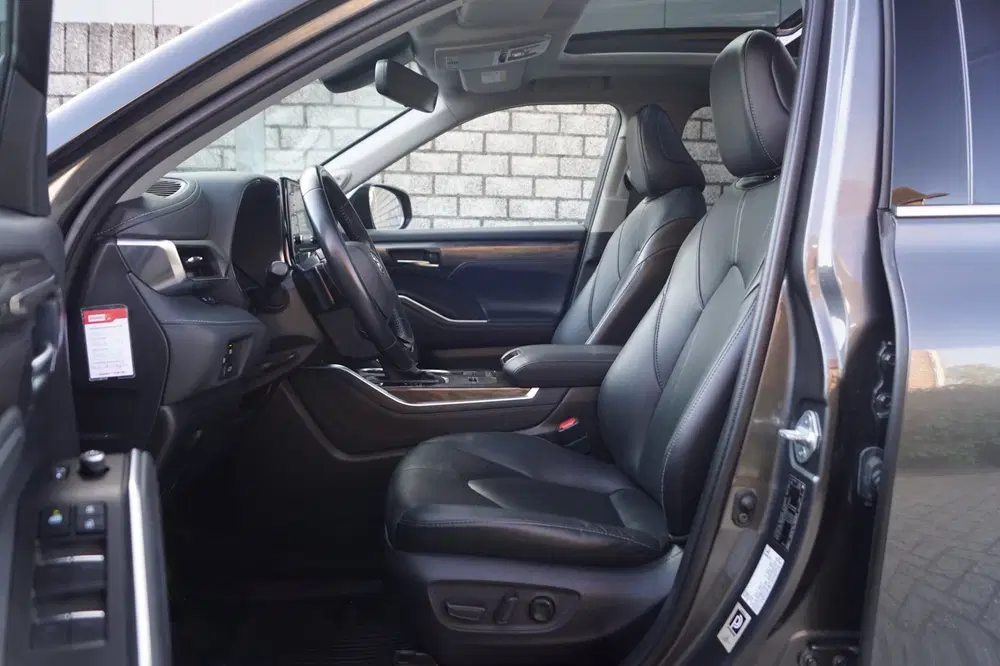 Toyota Highlander 2.5 AWD Hybrid Executive Autom Panodak 7Pe uit 2021, foto 4