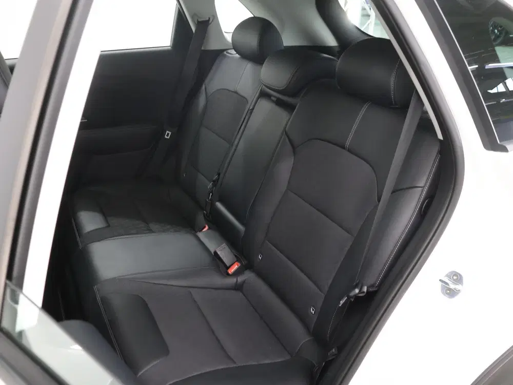 Kia Niro 1.6 GDi Hybrid DynamicLine uit 2021, foto 11