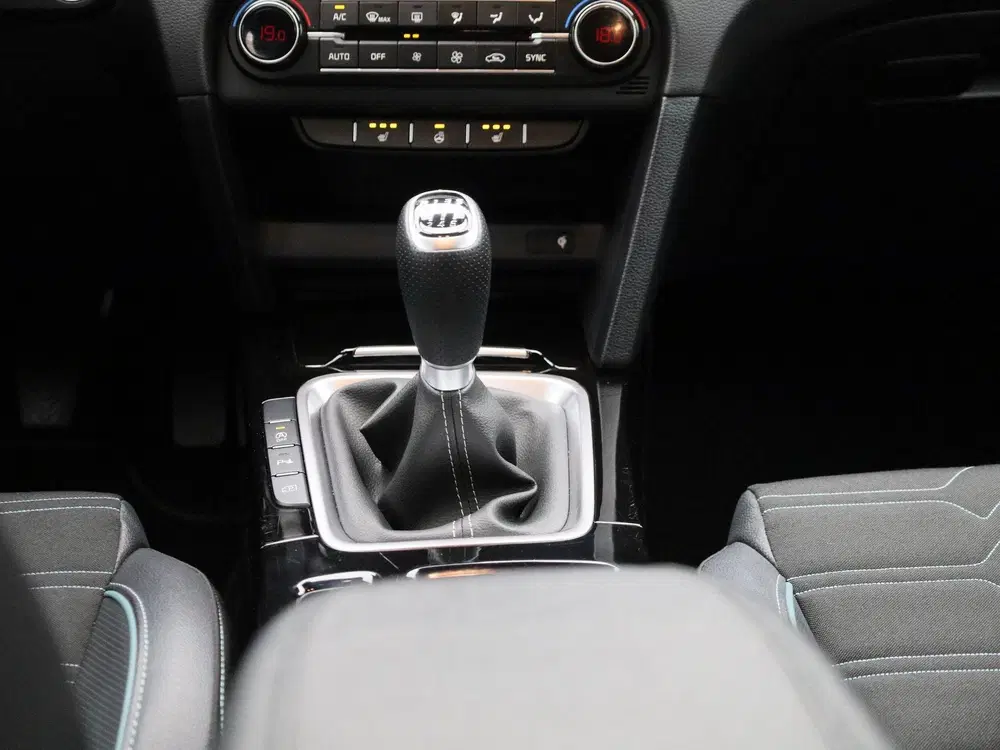 Kia Ceed 1.0 T-GDi Design Edition uit 2025, foto 10