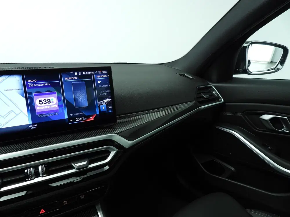 BMW 3-serie Sedan 318i uit 2024, foto 14