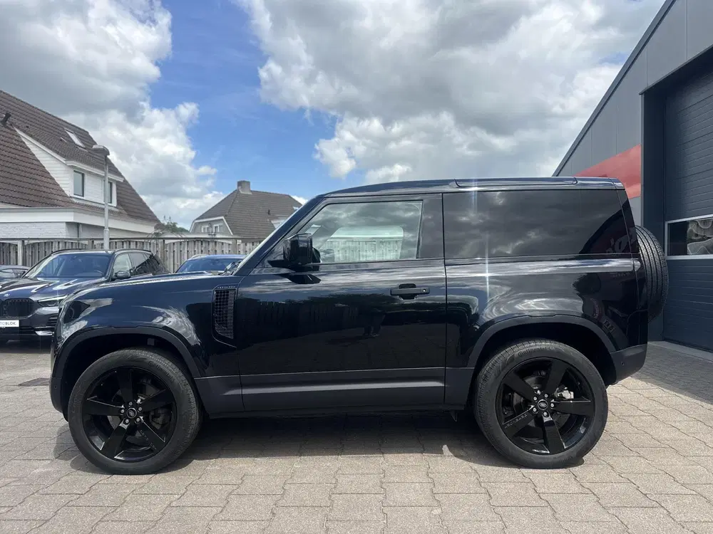 Land Rover Defender 3.0 D200 90 MHEV SE uit 2021, foto 4