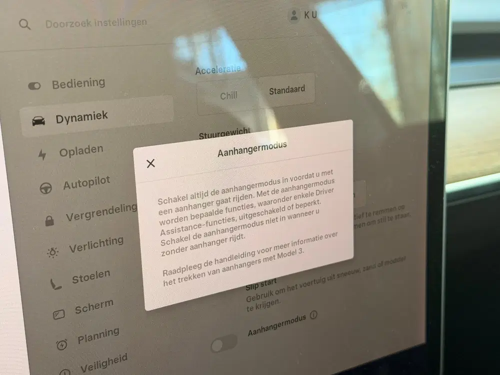 Tesla Model 3 uit 2021, foto 11
