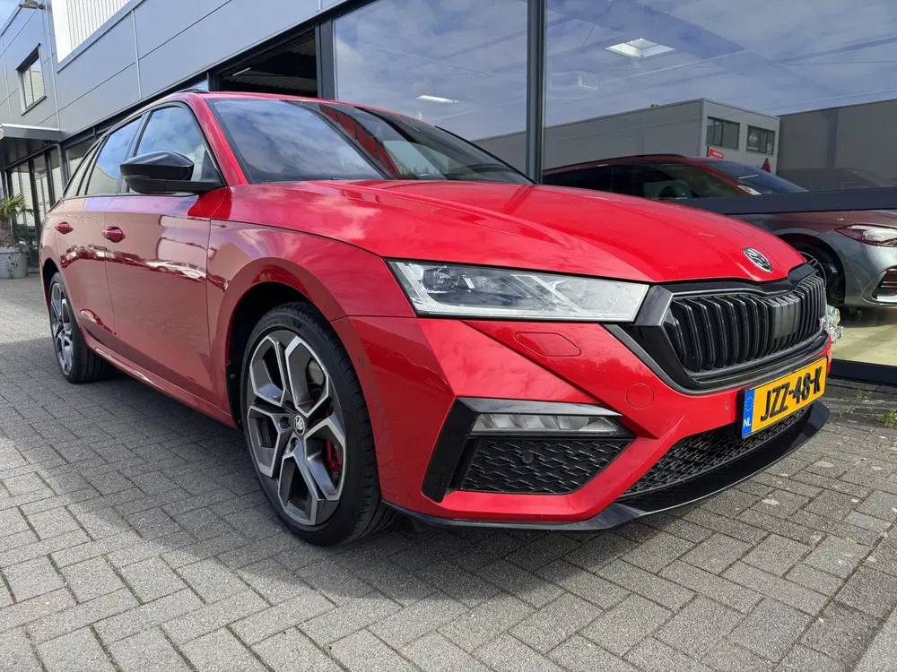 Skoda Octavia 1.4 TSI RS iV PHEV Sport DSG 245Pk Camer uit 2021, foto 2