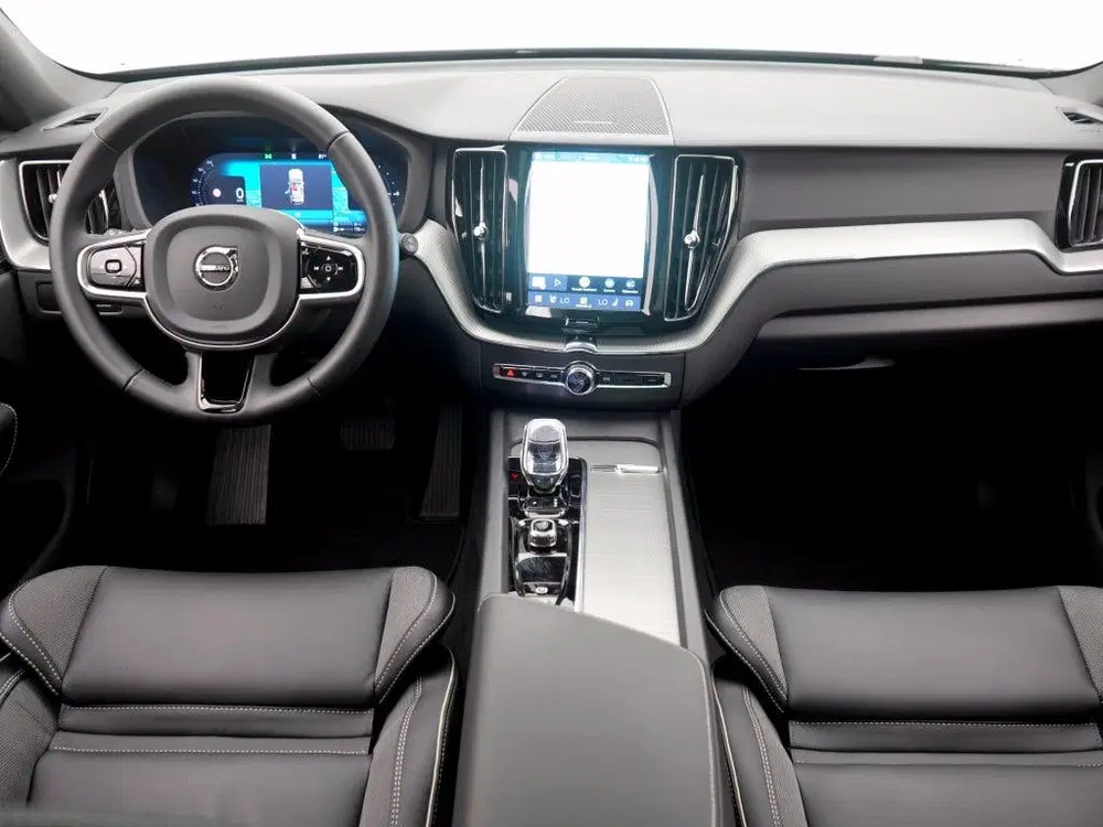 Volvo XC60 2.0 T6 AWD+ Black Edition uit 2025, foto 3