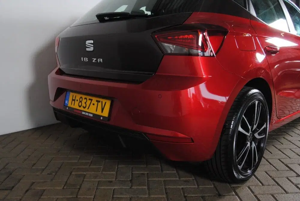 SEAT Ibiza 1.0 TSI BnsInt. uit 2019, foto 14