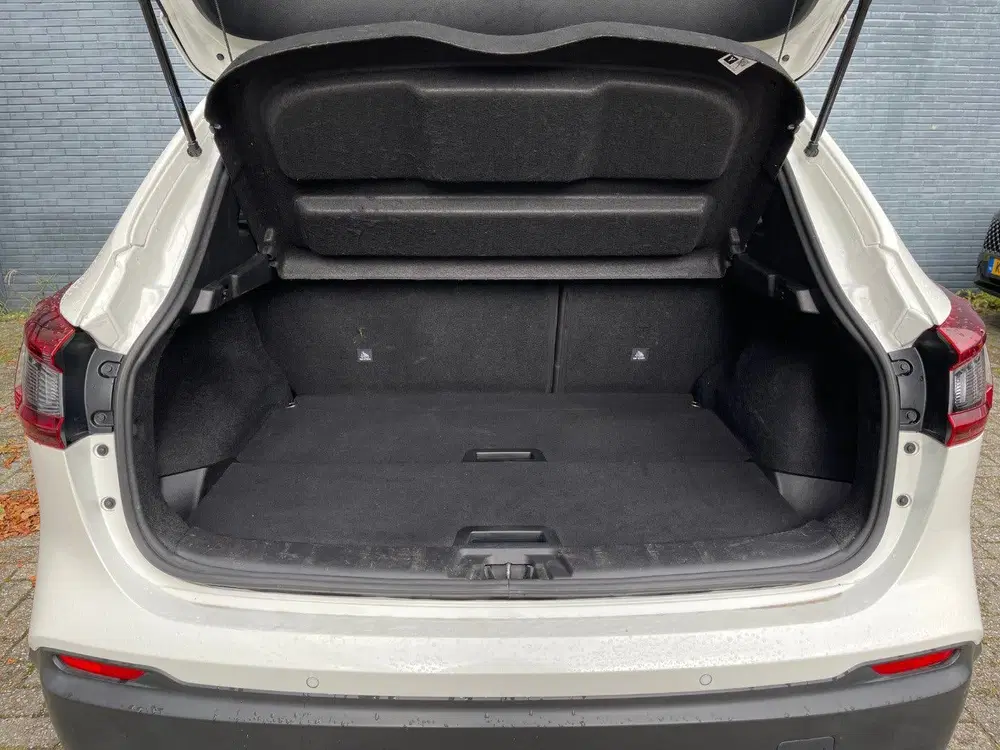 Nissan Qashqai 1.3 DIG-T 140pk Design Edition uit 2021, foto 12