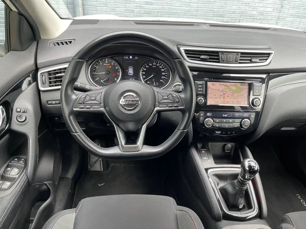 Nissan Qashqai 1.3 DIG-T 140pk Design Edition uit 2021, foto 5
