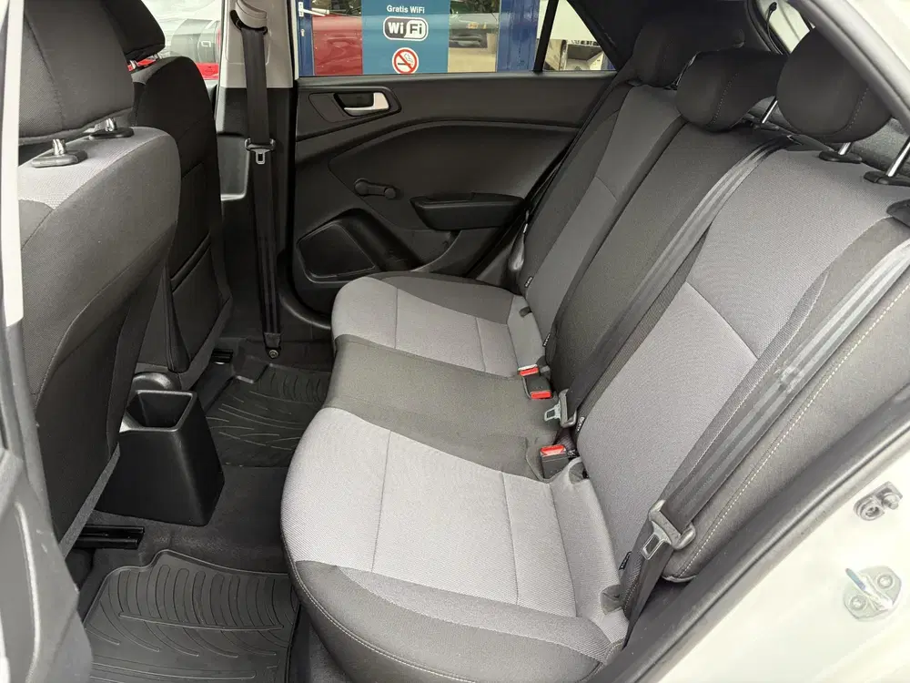 Hyundai i20 1.0 T-GDI Comfort uit 2019, foto 13