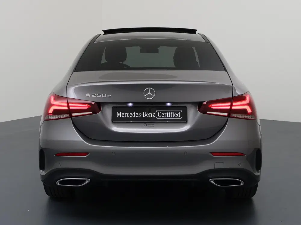 Mercedes-Benz A-Klasse 250 e AMG Line uit 2022, foto 4