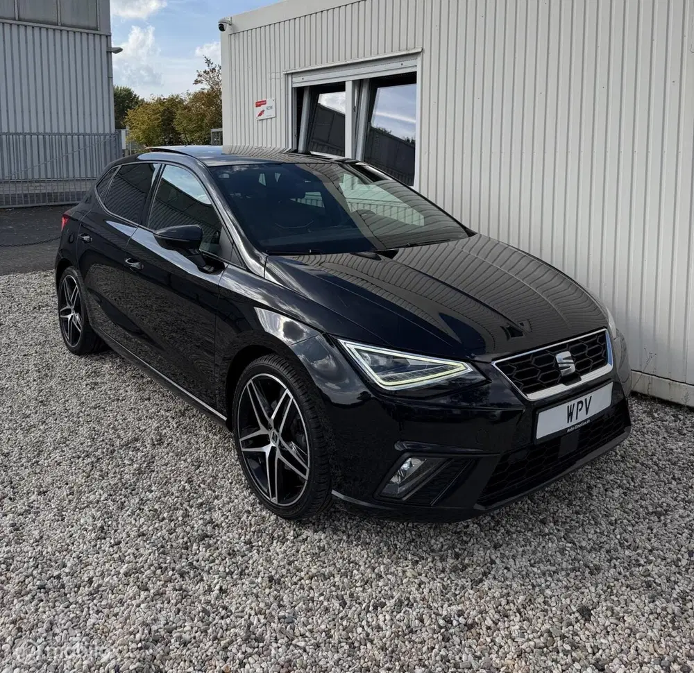 SEAT Ibiza 1.0 TSI FR 110PK DSG PANO VIRTUAL CAMERA A uit 2023, foto 2