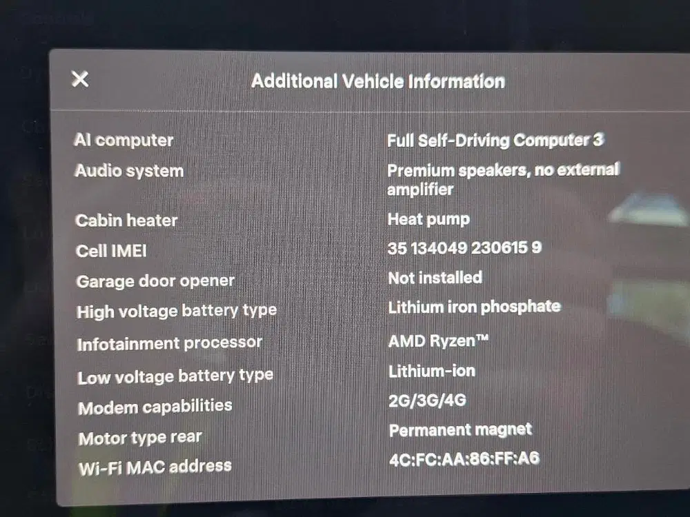Tesla Model 3 uit 2022, foto 10