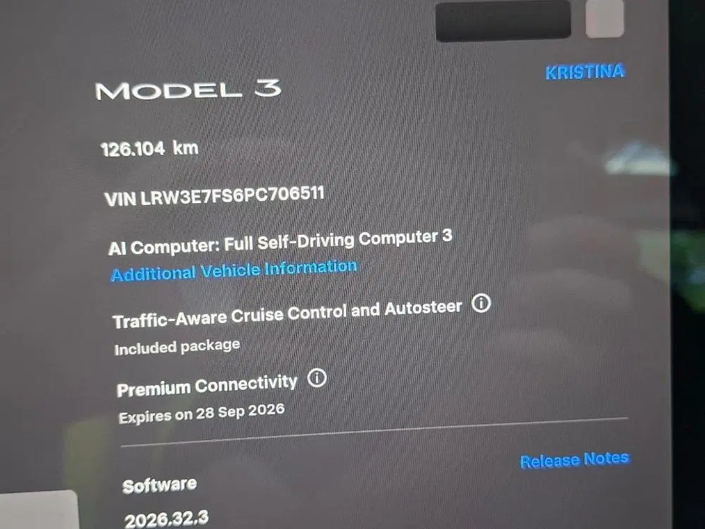 Tesla Model 3 uit 2022, foto 9