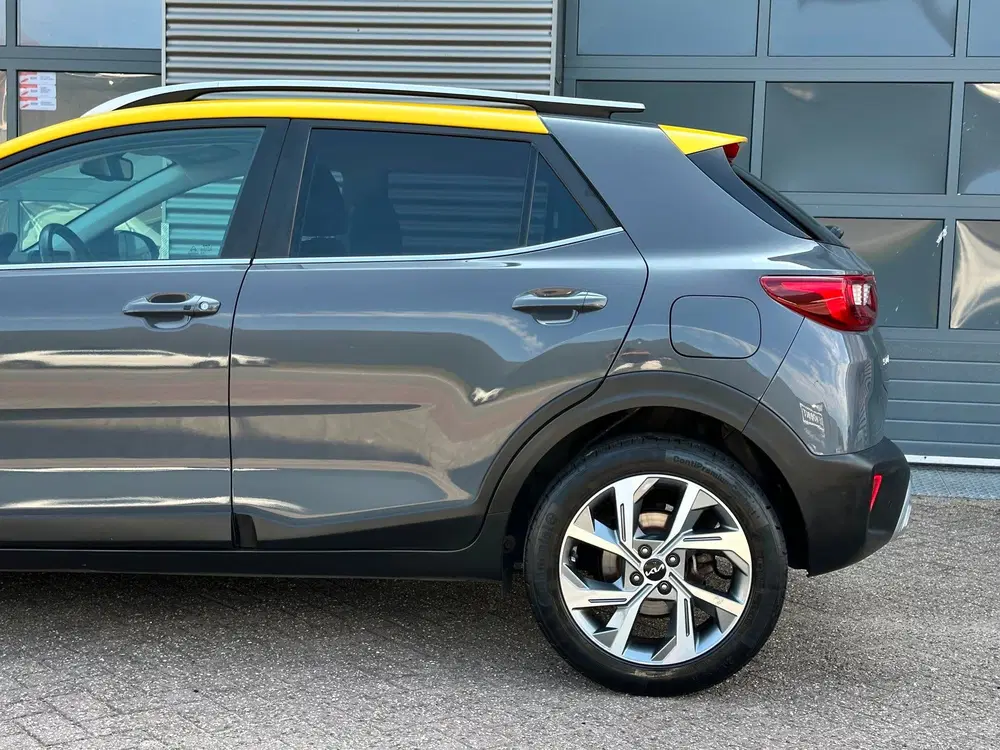Kia Stonic 1.0 T-GDi MHEV GT-Line uit 2023, foto 15