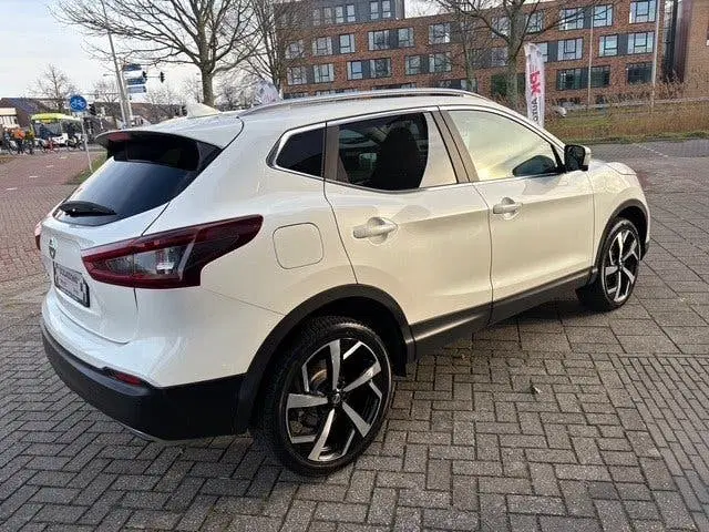 Nissan Qashqai 1.3 DIG-T Premium Edition uit 2021, foto 4