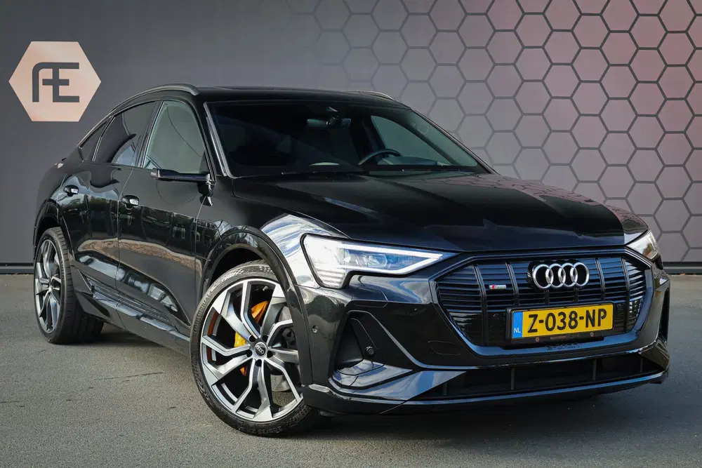 Audi e-tron 55 quattro 95 kWh uit 2021, foto 13