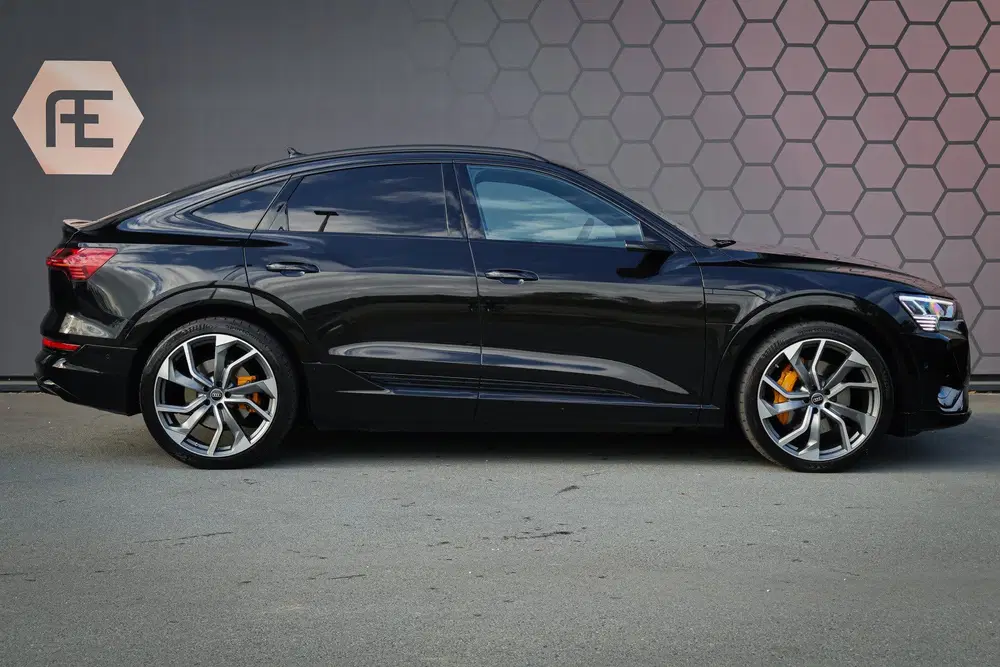 Audi e-tron 55 quattro 95 kWh uit 2021, foto 7