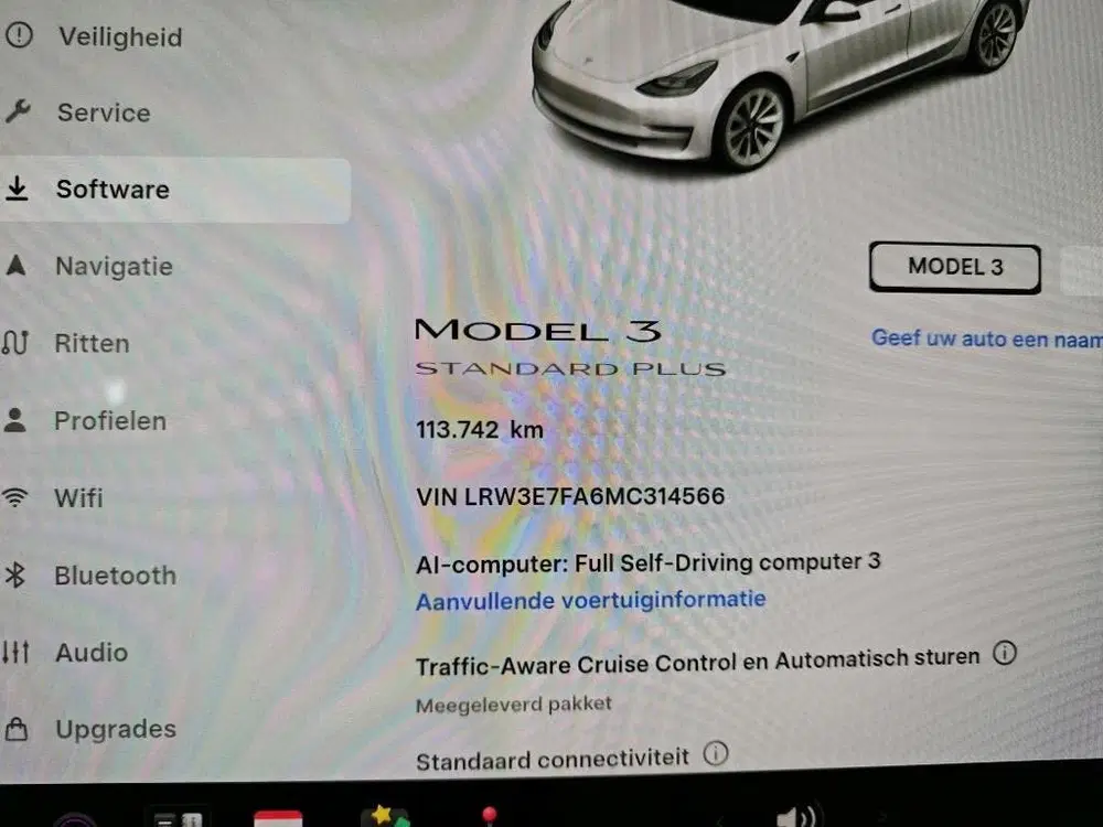 Tesla Model 3 uit 2021, foto 5