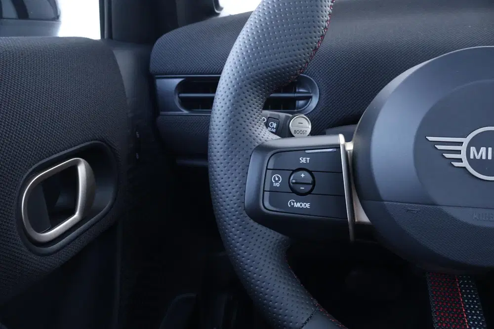 Mini John Cooper Works 1.5 Cooper C John Cooper Works XL uit 2026, foto 15