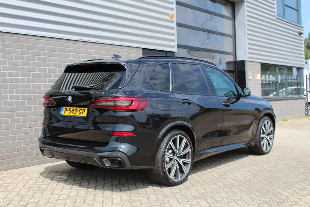 BMW X5 xDrive30d High Executive 7p uit 2021, foto 4