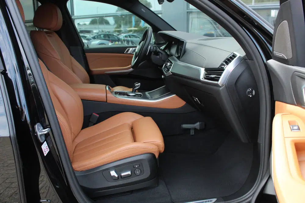 BMW X5 xDrive30d High Executive 7p uit 2021, foto 9
